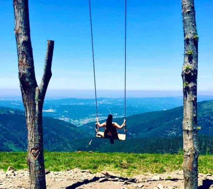 Chez Louise: onde a Serra beija o Céu Lousã Exterior foto